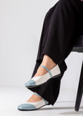 Load image into Gallery viewer, Two-Tone Strappy Flat-blue
