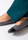 Load image into Gallery viewer, The Contrast Toe Flat-gary
