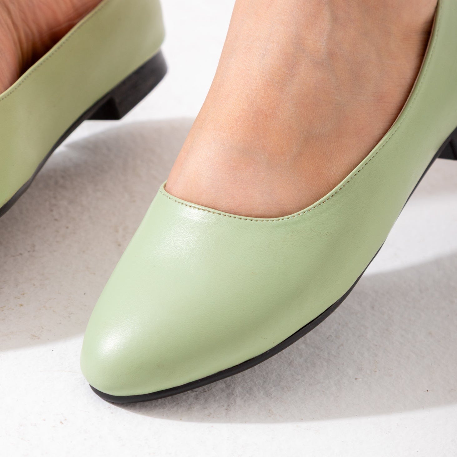 Classic Round-Toe Flats-green