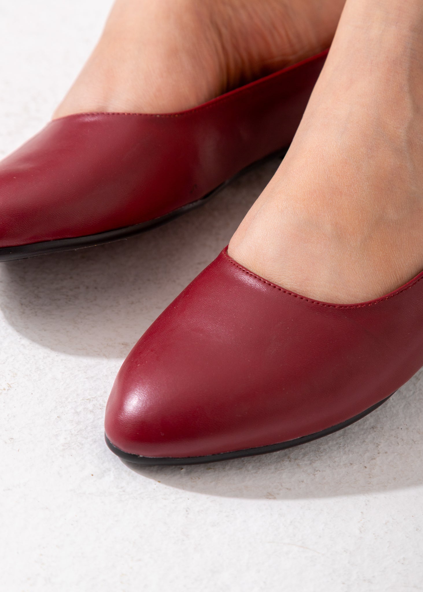 Classic Round-Toe Flats-marron