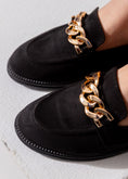 Load image into Gallery viewer, Velvet Touch Chain Loafer-black

