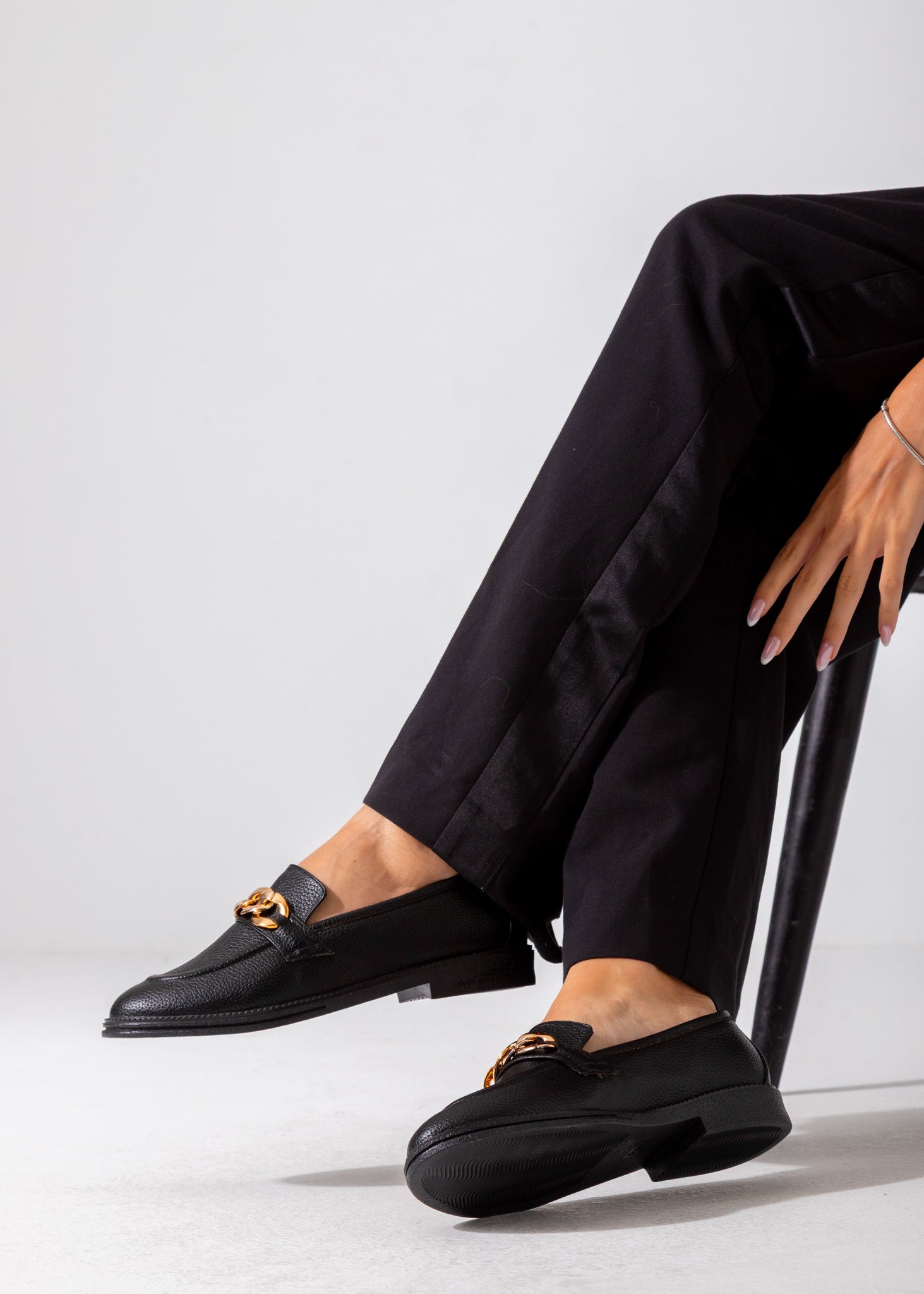 Grain-Textured Loafer-black