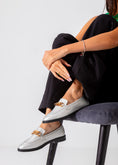 Load image into Gallery viewer, Grain-Textured Loafer-silver
