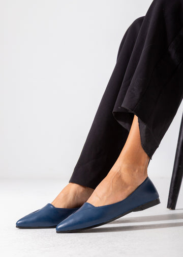 V-Cut Pointed Flat-dark blue